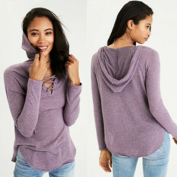 American Eagle Outfitters Tops - AMERICAN EAGLE soft & sexy plush lace up AO1